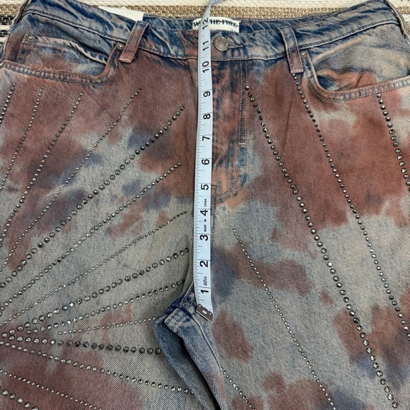 Free People We the Free Aurora Mid Rise Embellished Flare Jeans Size 30 - Picture 12 of 16